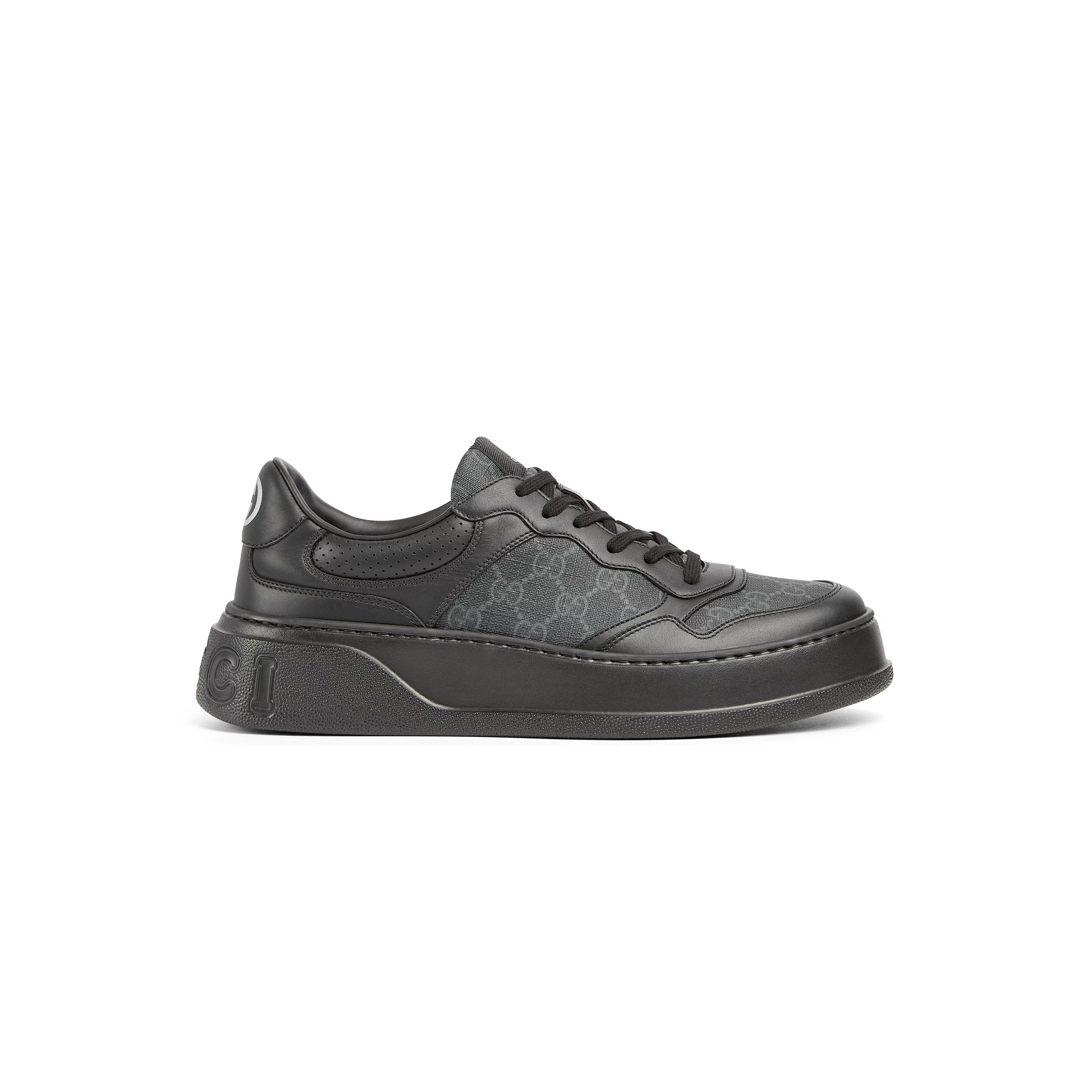 GUCCI MEN'S GG TRAINER 669582